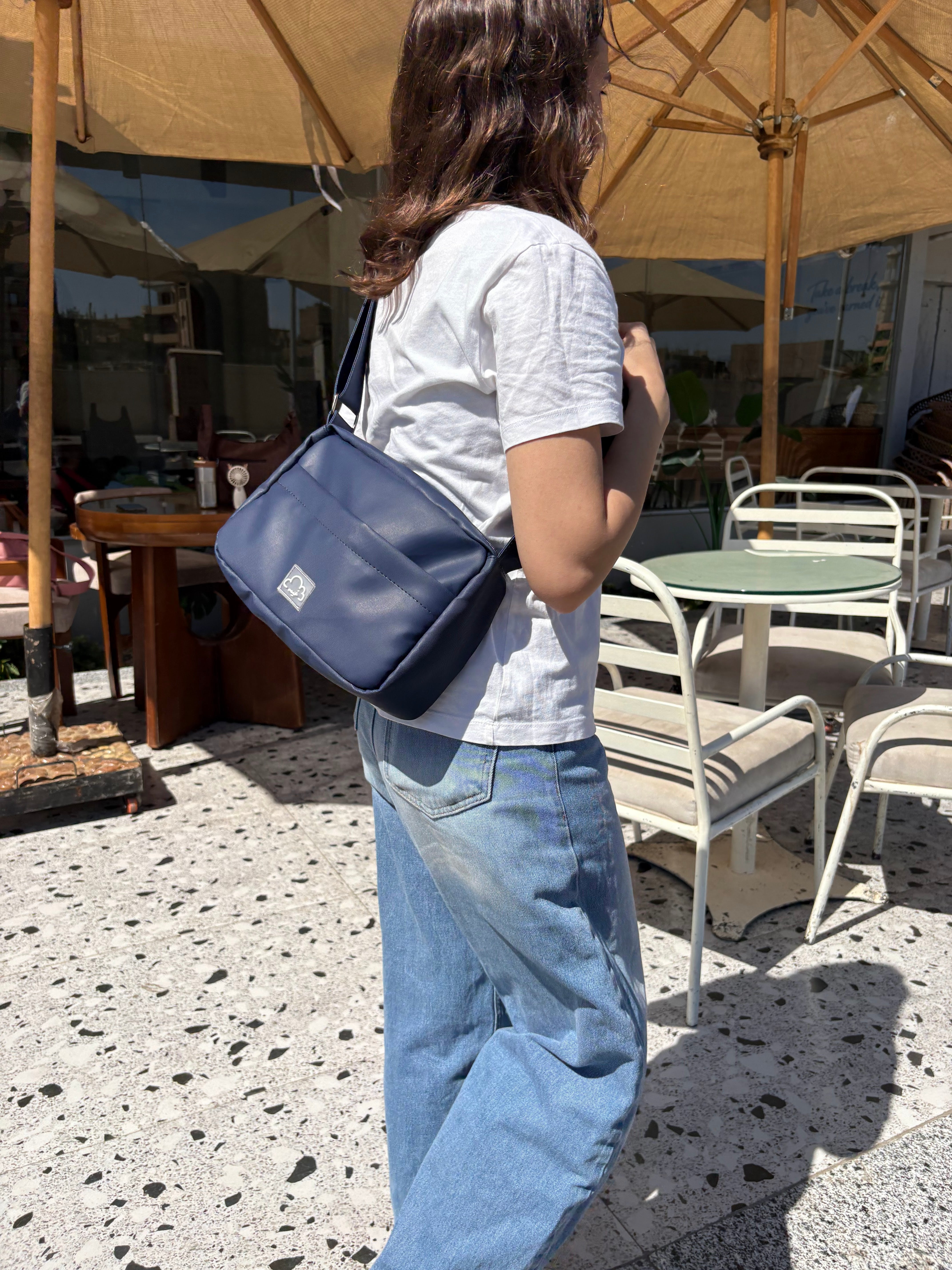 NAVY BLUE HURRY BAG