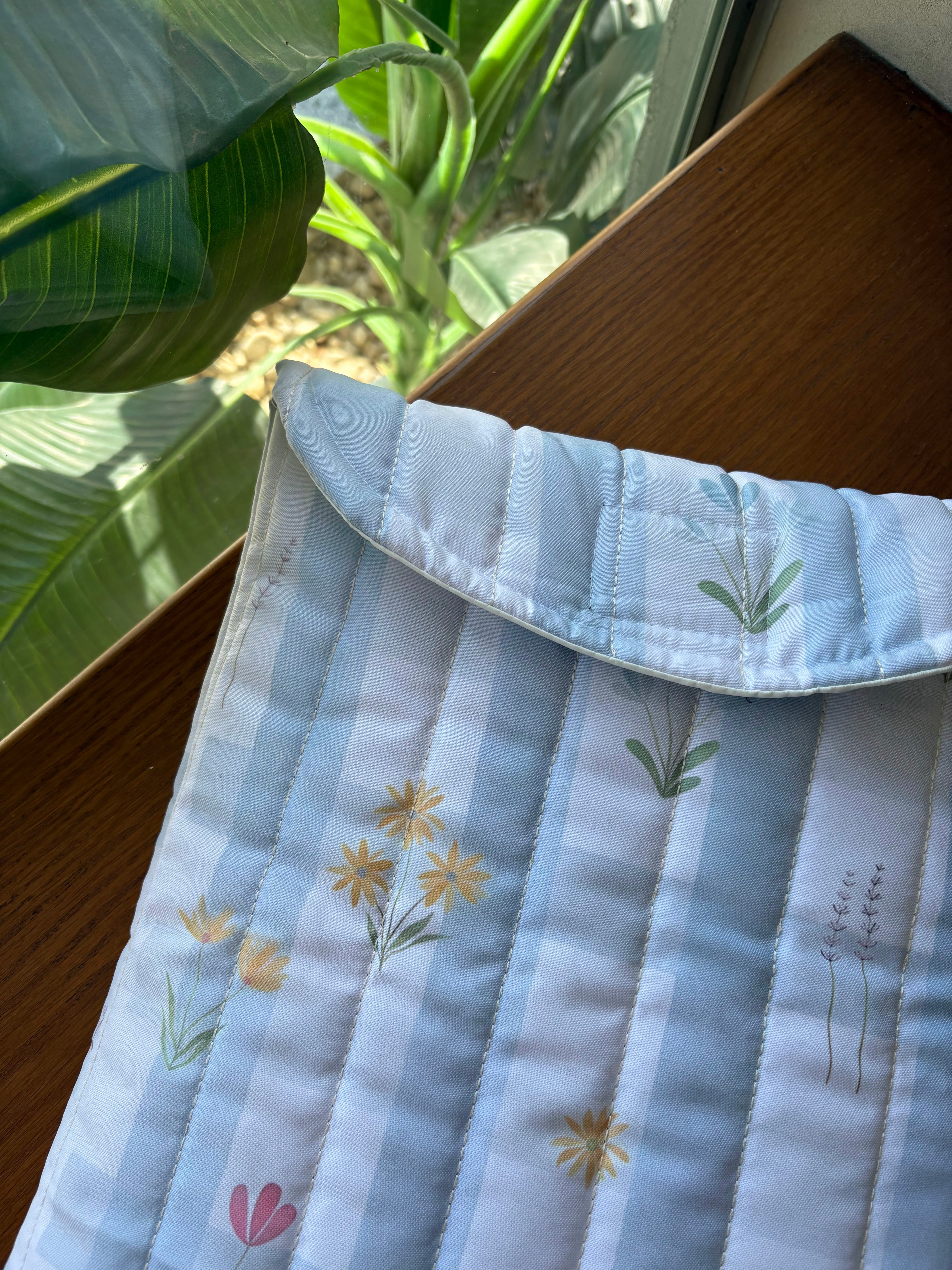 Calming Puffy laptop sleeve 🌱