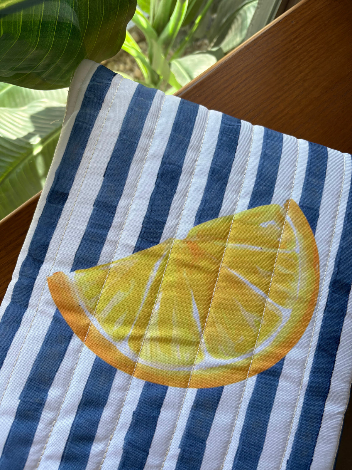 Lemon puffy laptop sleeve 🍋